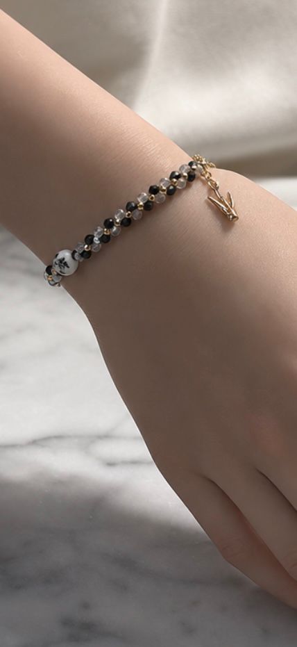 Bracelet. Heart porcelain  Cristal and Gold  with hand I love you