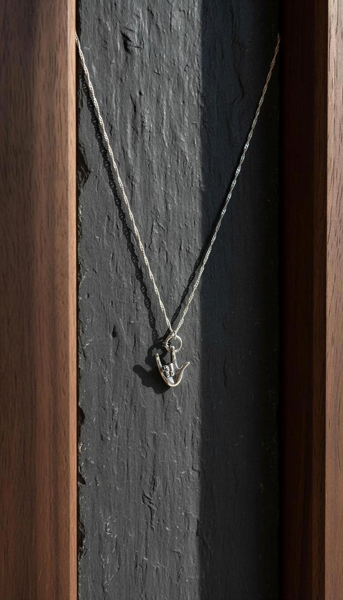 .925 Sterling Silver Necklace and Hand Pendant